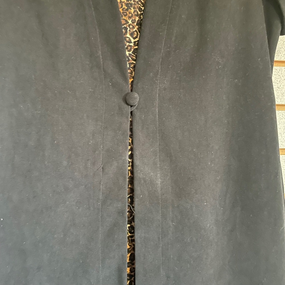 Worthington Dress Women's Size 12 Black Animal Print‎ Short Sleeve Career - Picture 3 of 7